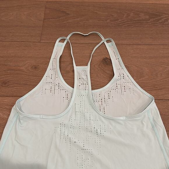 LULULEMON Aquamarine Blue Water Bound Singlet Active Run Strappy Tank Top Size 2 - Picture 6 of 11